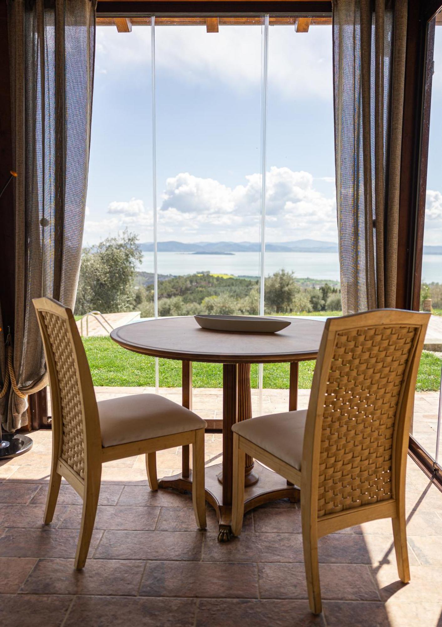 Di Colle In Colle - Country House With Private Pool Туоро-суль-Тразимено Экстерьер фото